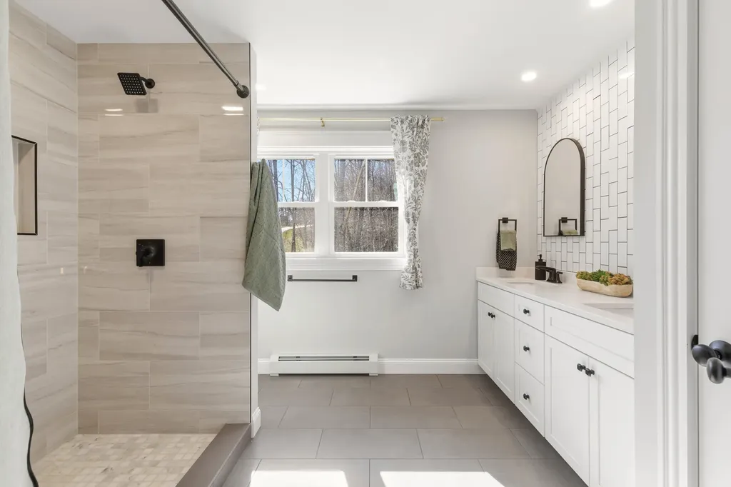17 Village View Lane North Yarmouth ME 04097