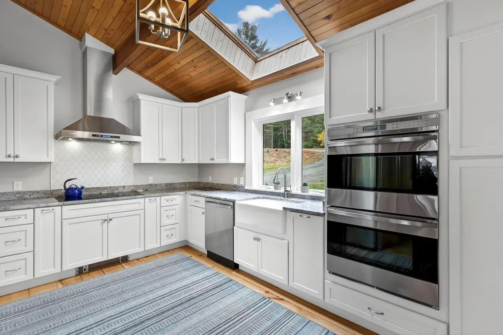 24 Split Rock Way Penobscot ME 04476