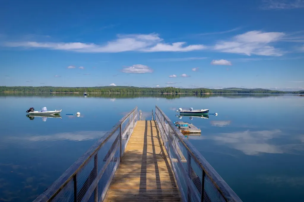 24 Split Rock Way Penobscot ME 04476