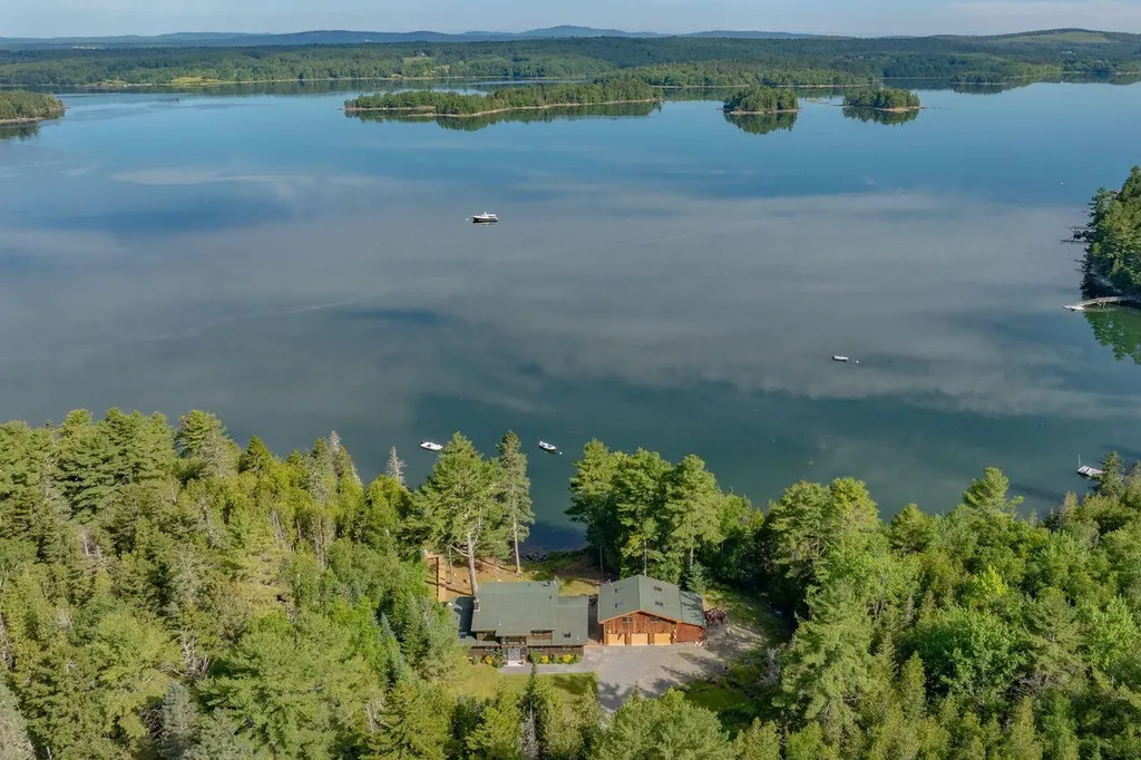 24 Split Rock Way Penobscot ME 04476
