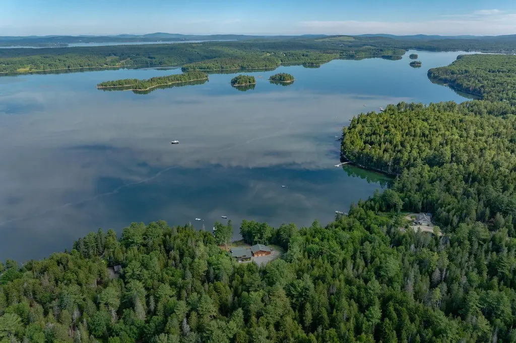 24 Split Rock Way Penobscot ME 04476