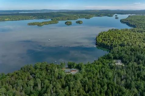 24 Split Rock Way Penobscot ME 04476