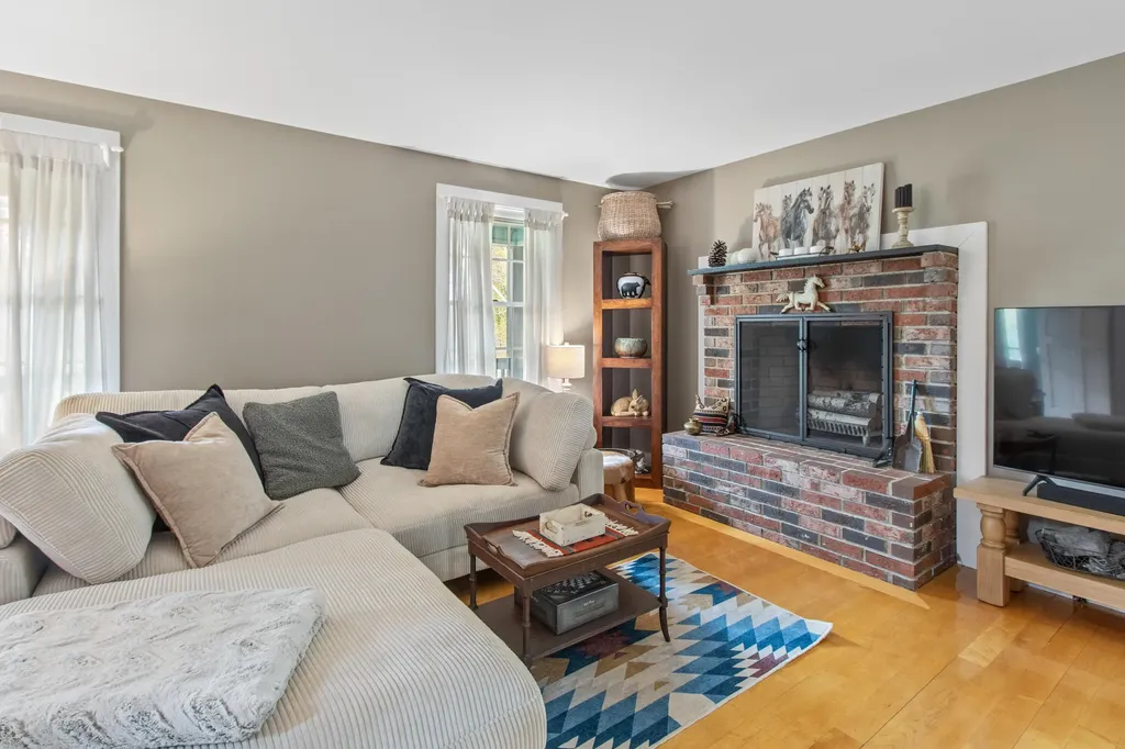 865 Pendexter Road Parsonsfield ME 04047