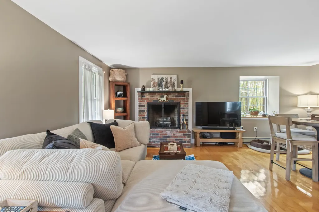865 Pendexter Road Parsonsfield ME 04047
