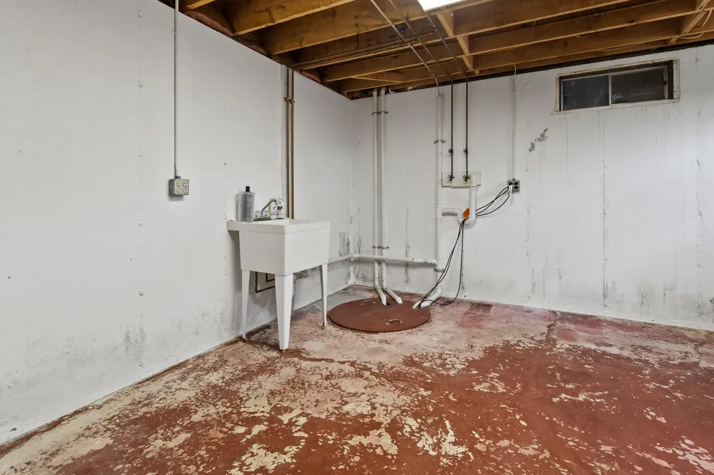 865 Pendexter Road Parsonsfield ME 04047