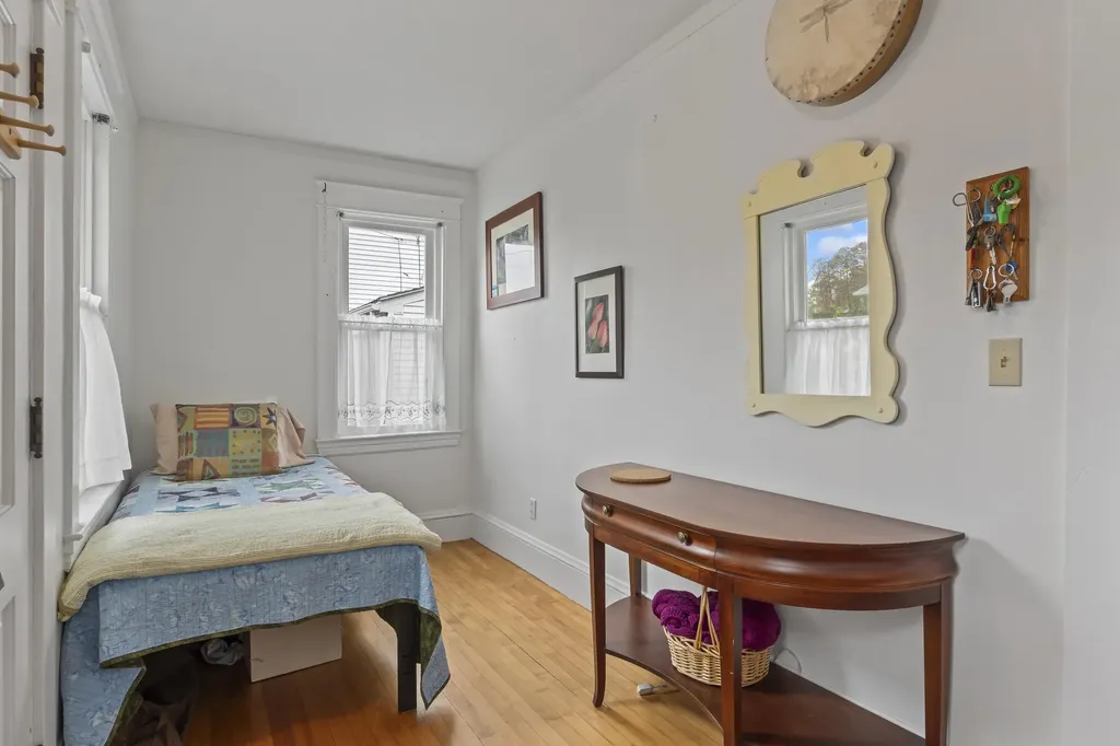 29 O'neil Street South Portland ME 04106