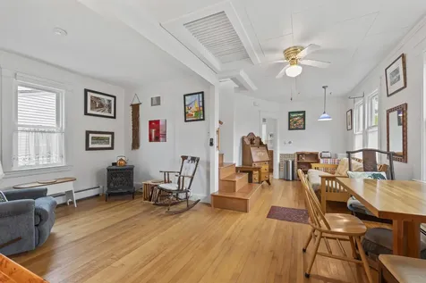 29 O'neil Street South Portland ME 04106