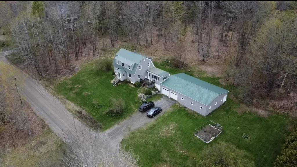 17 Old Pond Road Dexter ME 04930