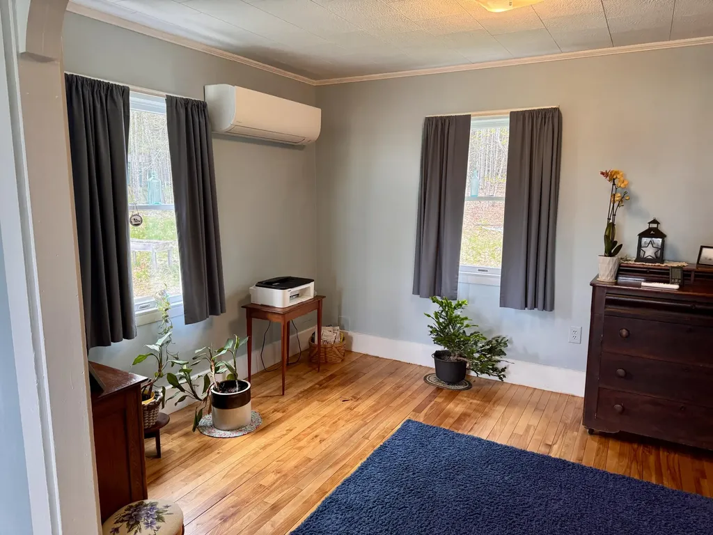 17 Old Pond Road Dexter ME 04930