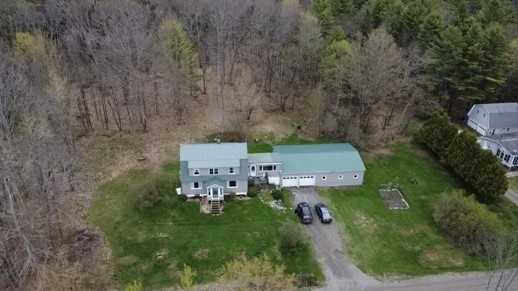 17 Old Pond Road Dexter ME 04930