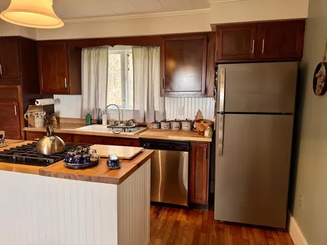 17 Old Pond Road Dexter ME 04930