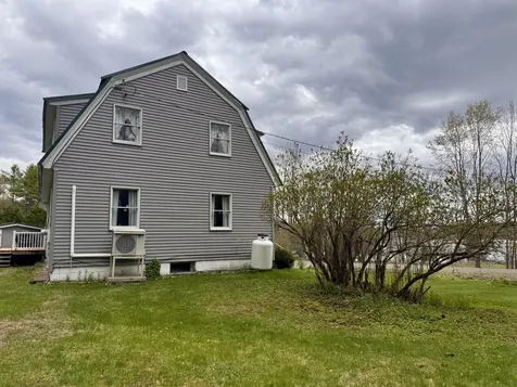 17 Old Pond Road Dexter ME 04930