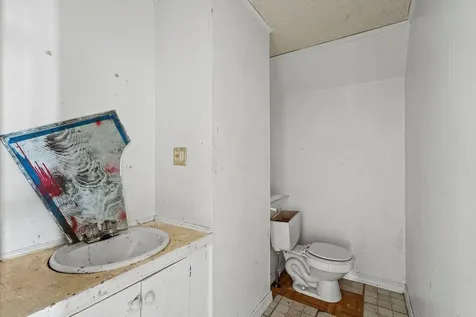 82 Summer Street Dover-foxcroft ME 04426