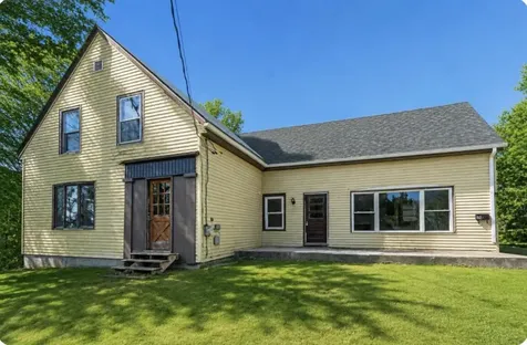 82 Summer Street Dover-foxcroft ME 04426