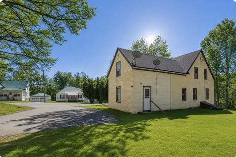 82 Summer Street Dover-foxcroft ME 04426