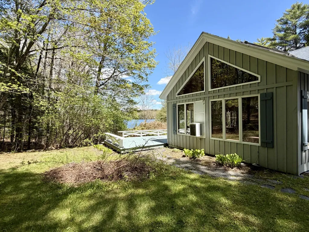 66 Brickett Point Estates Oakland ME 04963