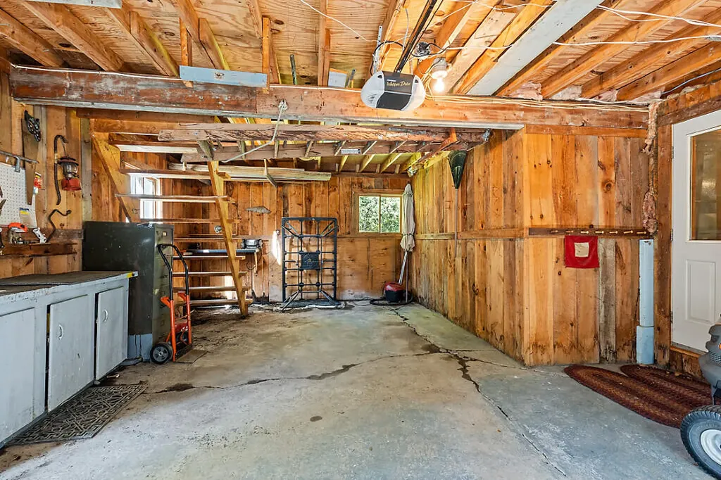 66 Brickett Point Estates Oakland ME 04963