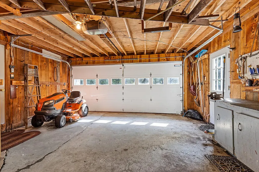 66 Brickett Point Estates Oakland ME 04963