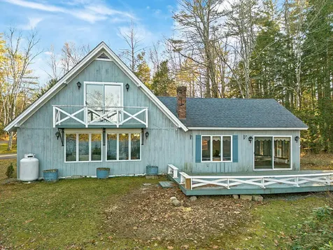 66 Brickett Point Estates Oakland ME 04963