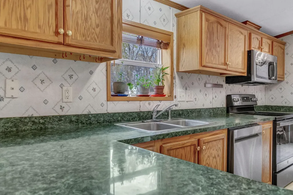 399 Stetson Road W Levant ME 04456