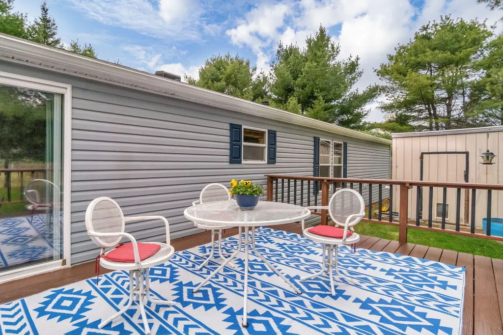 399 Stetson Road W Levant ME 04456