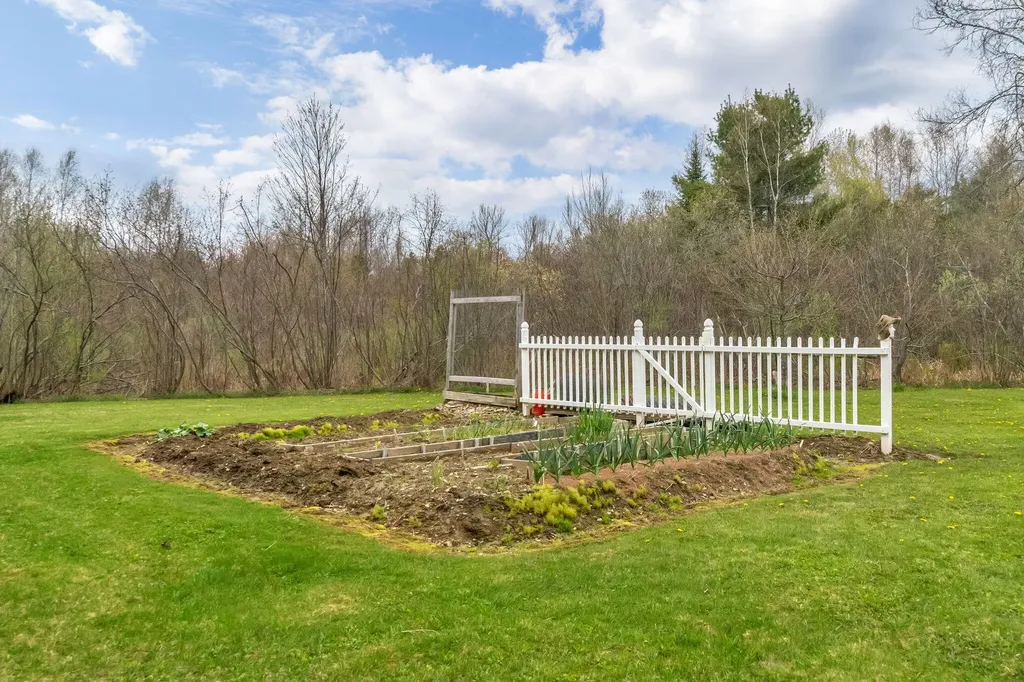 399 Stetson Road W Levant ME 04456