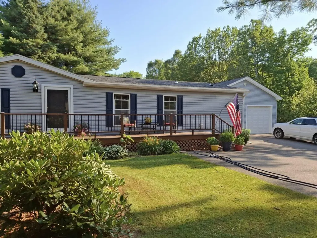 399 Stetson Road W Levant ME 04456