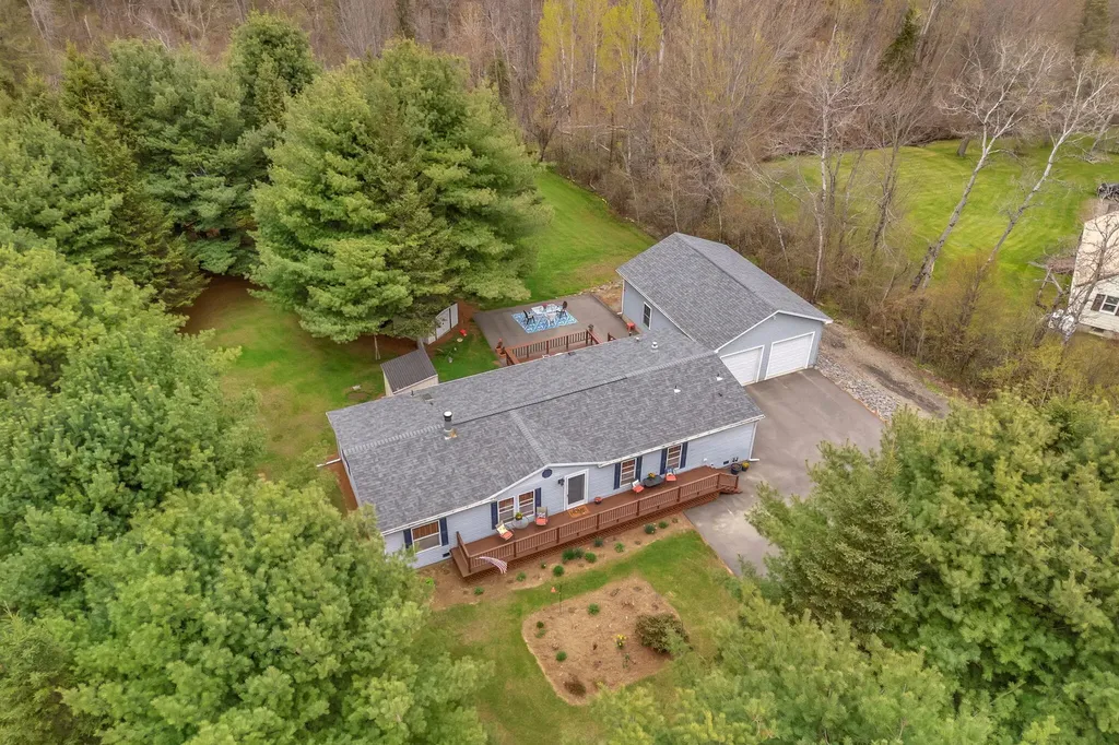 399 Stetson Road W Levant ME 04456