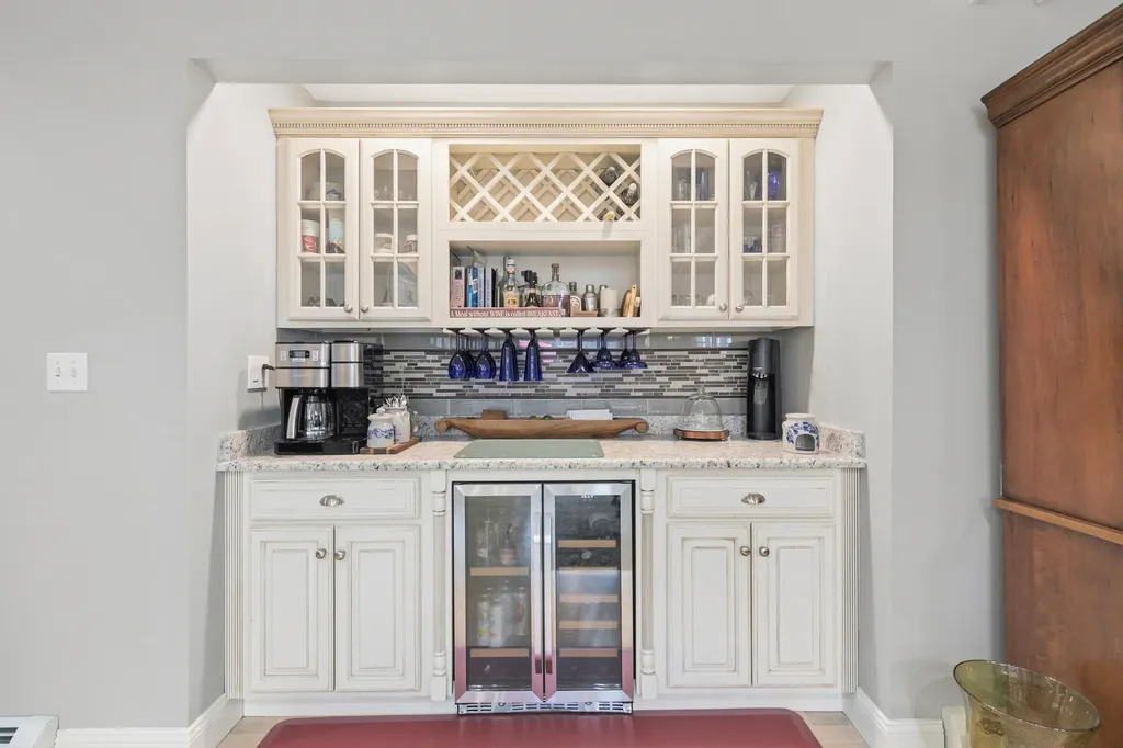 86 Duke Lane Lyman ME 04002