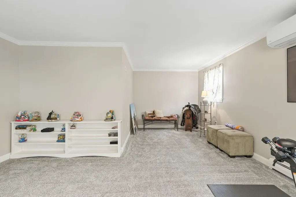 86 Duke Lane Lyman ME 04002