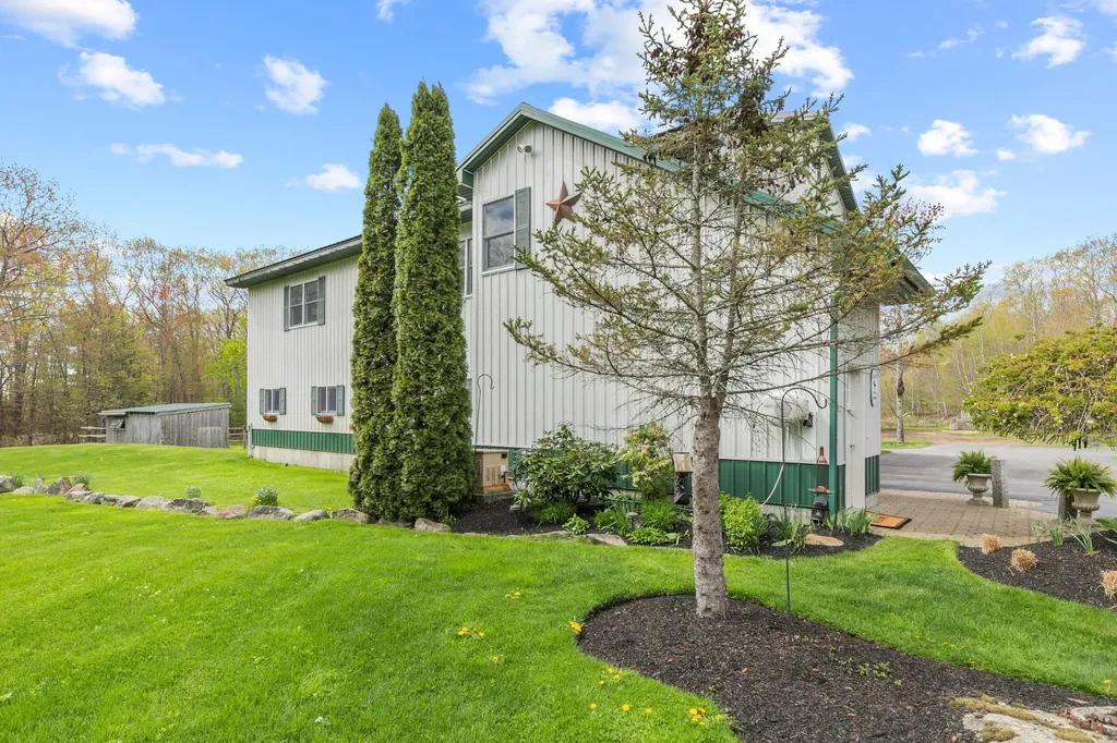 86 Duke Lane Lyman ME 04002