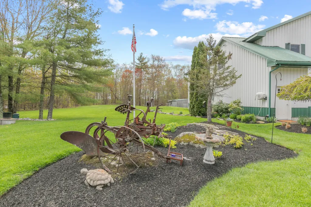 86 Duke Lane Lyman ME 04002