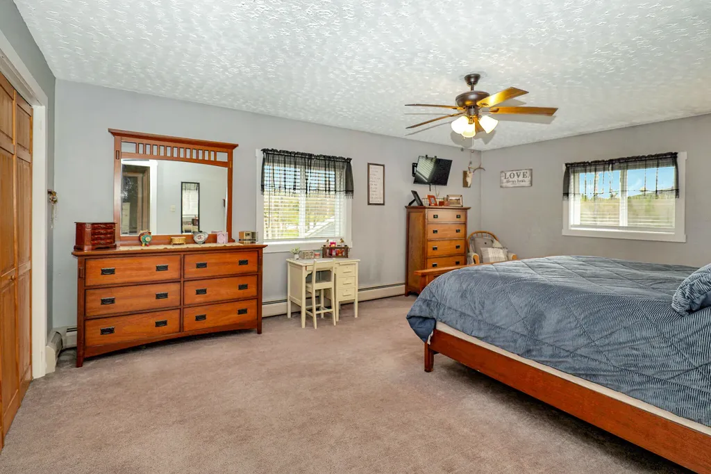 198 Ridge Road Peru ME 04290