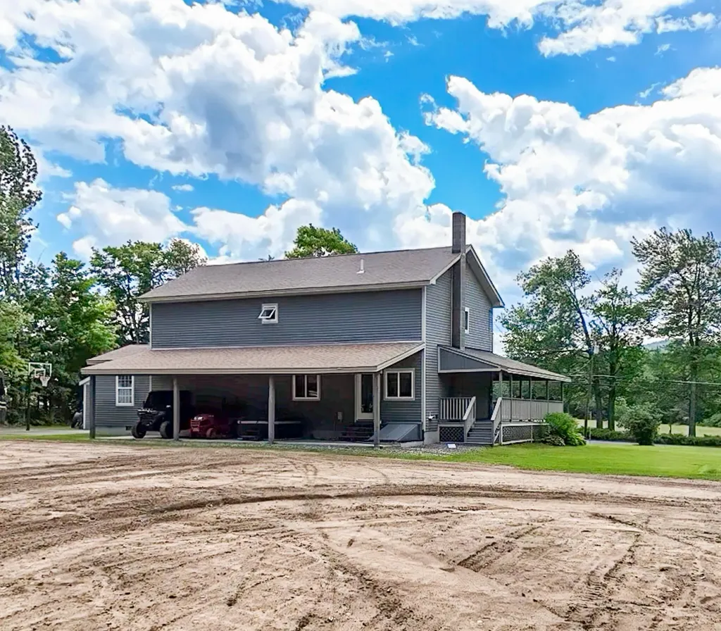 198 Ridge Road Peru ME 04290