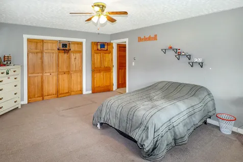 198 Ridge Road Peru ME 04290