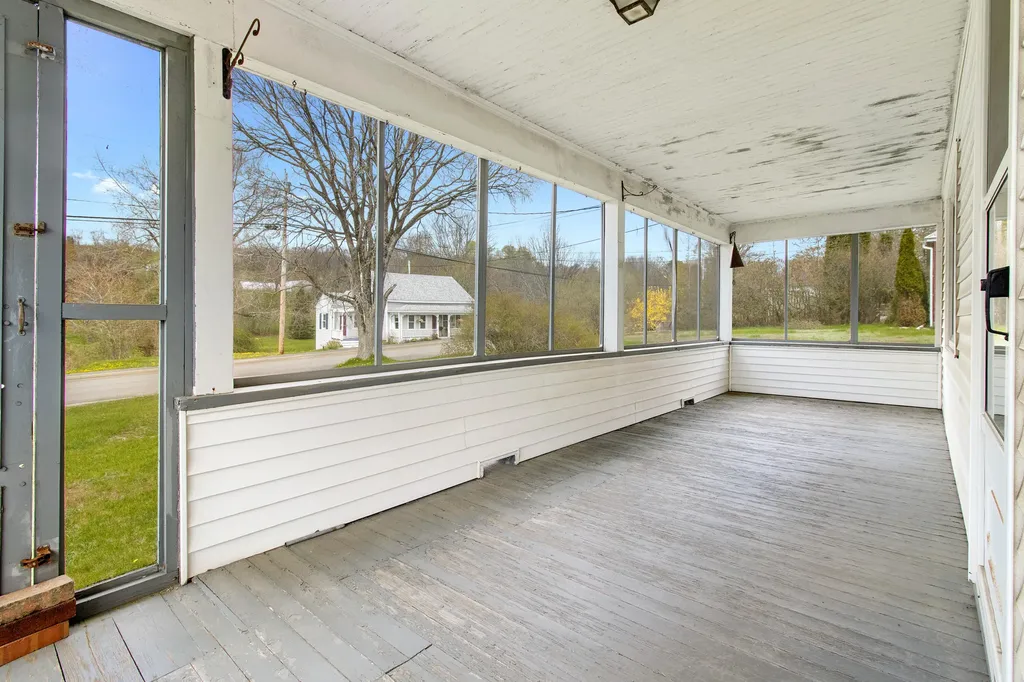 63 Old Rockland Street Rockport ME 04856