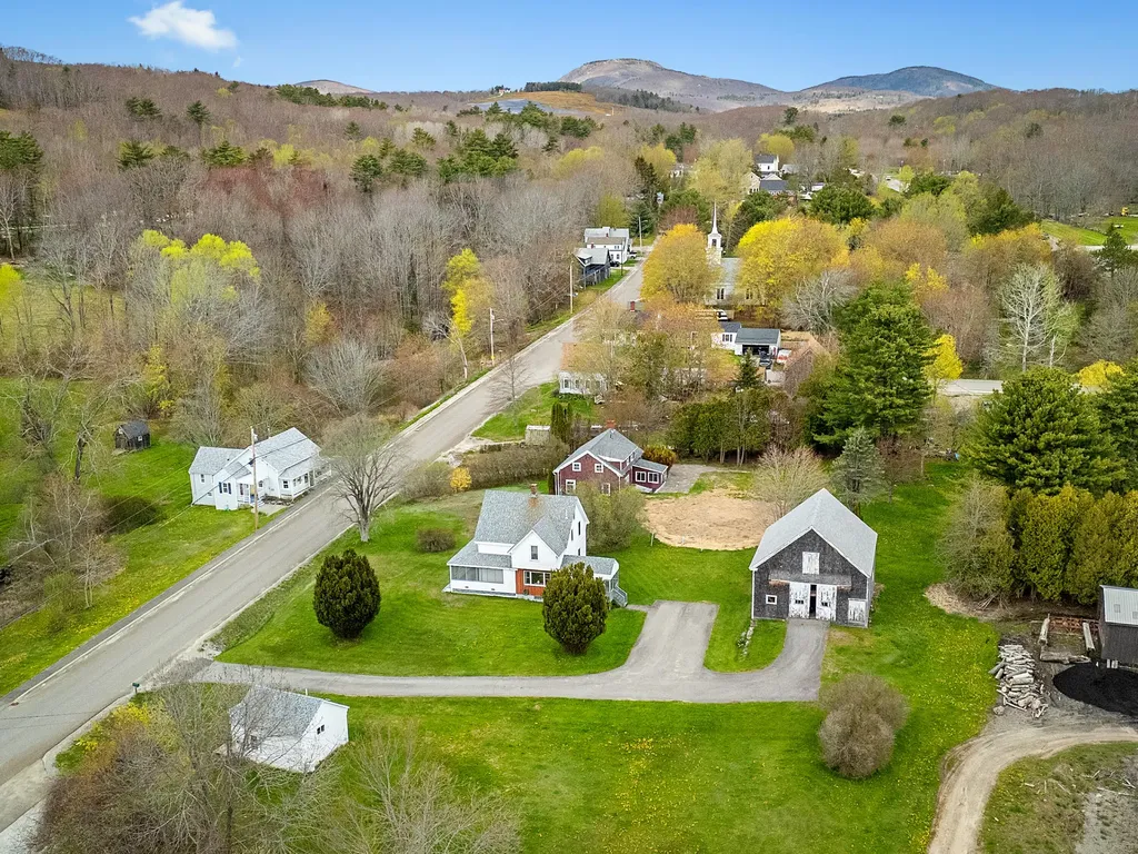 63 Old Rockland Street Rockport ME 04856