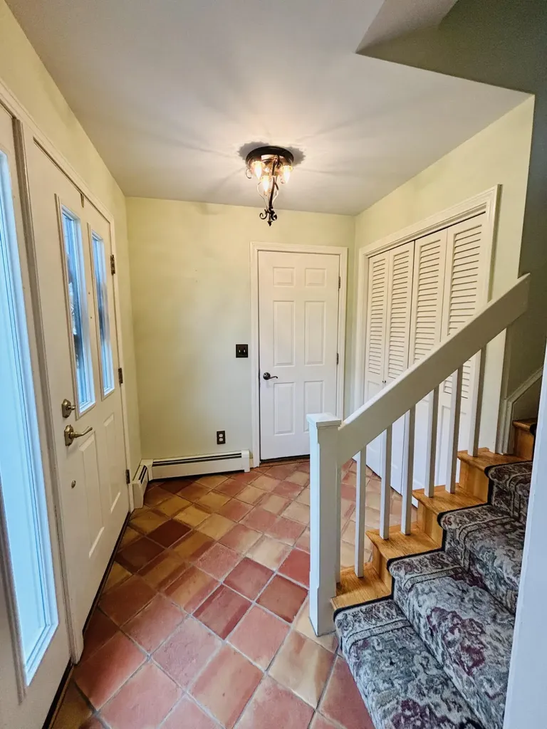 11 Baker Road Winterport ME 04496