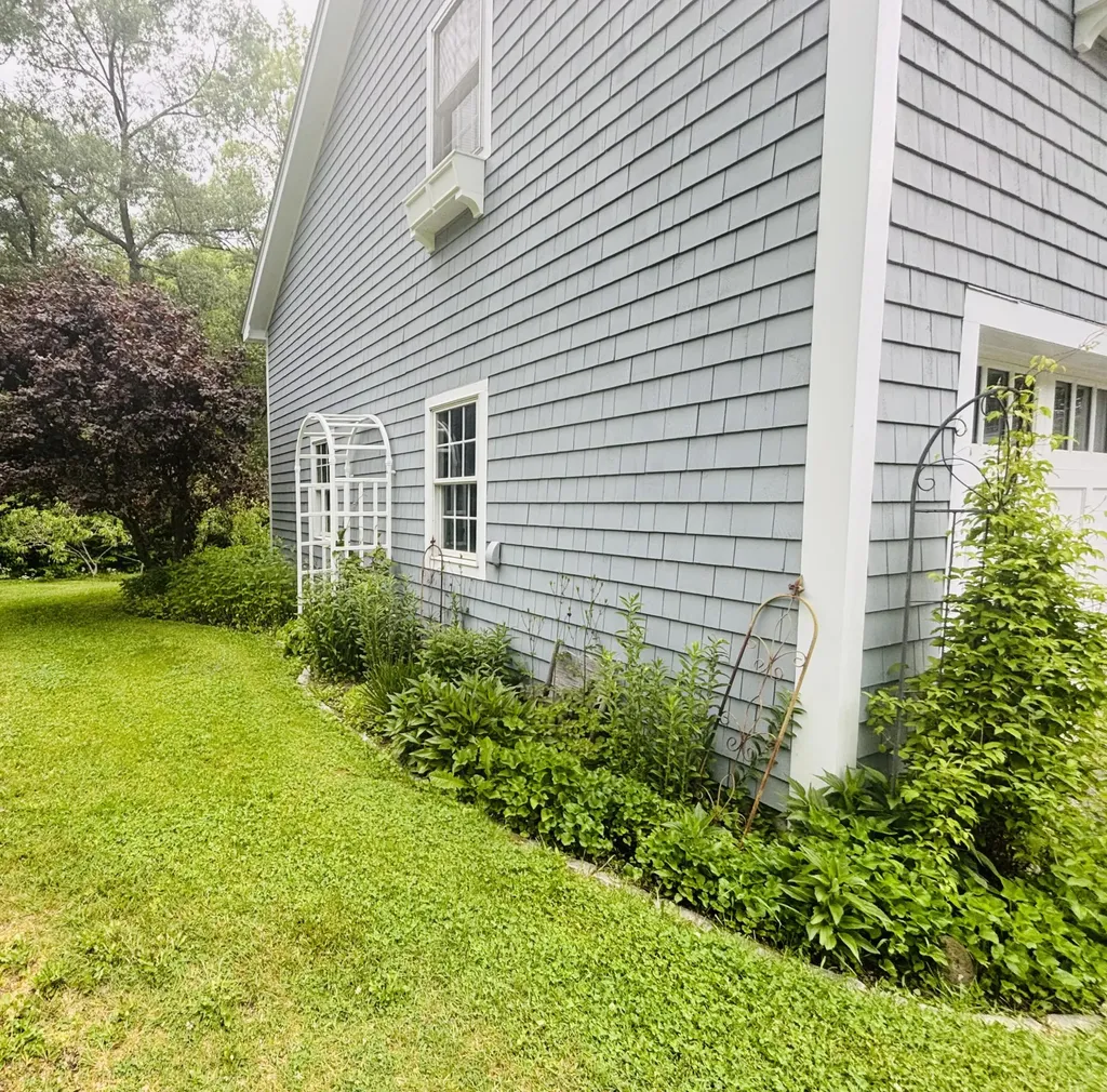 11 Baker Road Winterport ME 04496