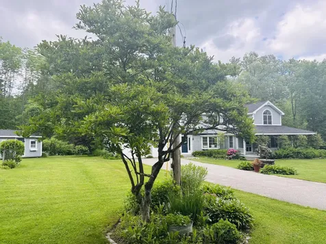 11 Baker Road Winterport ME 04496