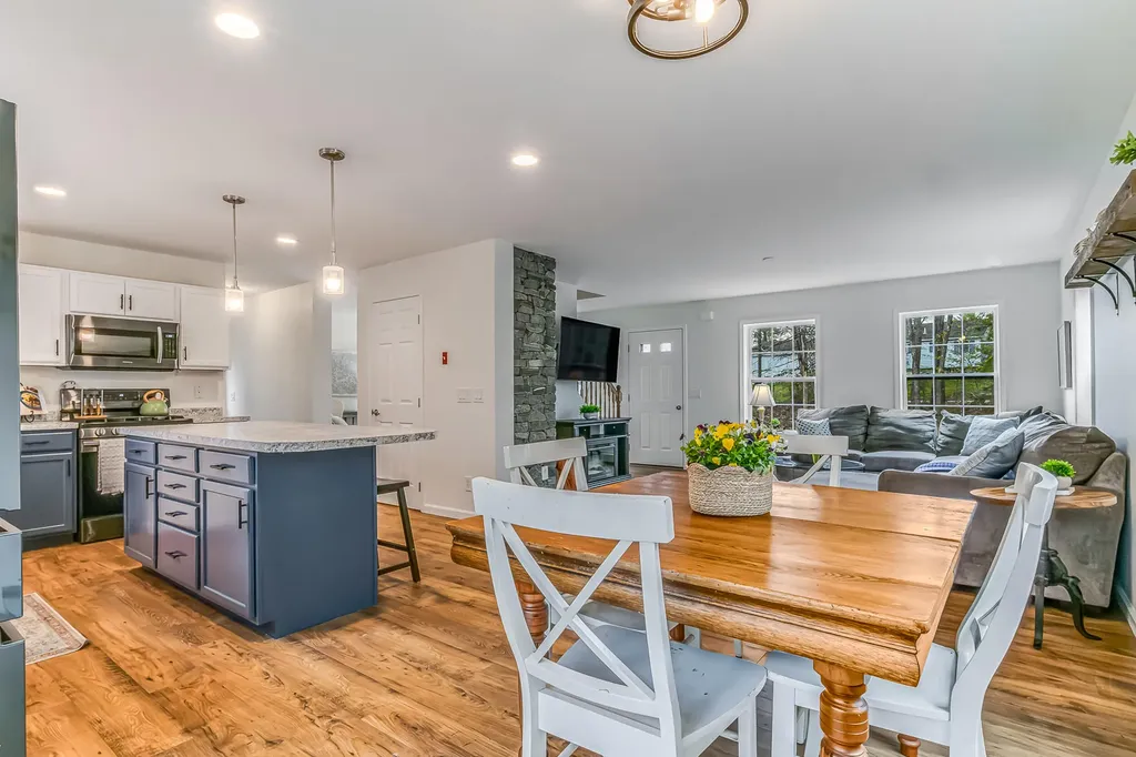215 Belle Marsh Road South Berwick ME 03908
