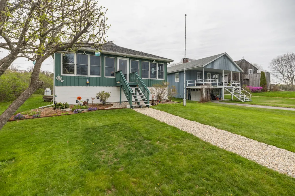 33 Webb Field Road Brunswick ME 04011