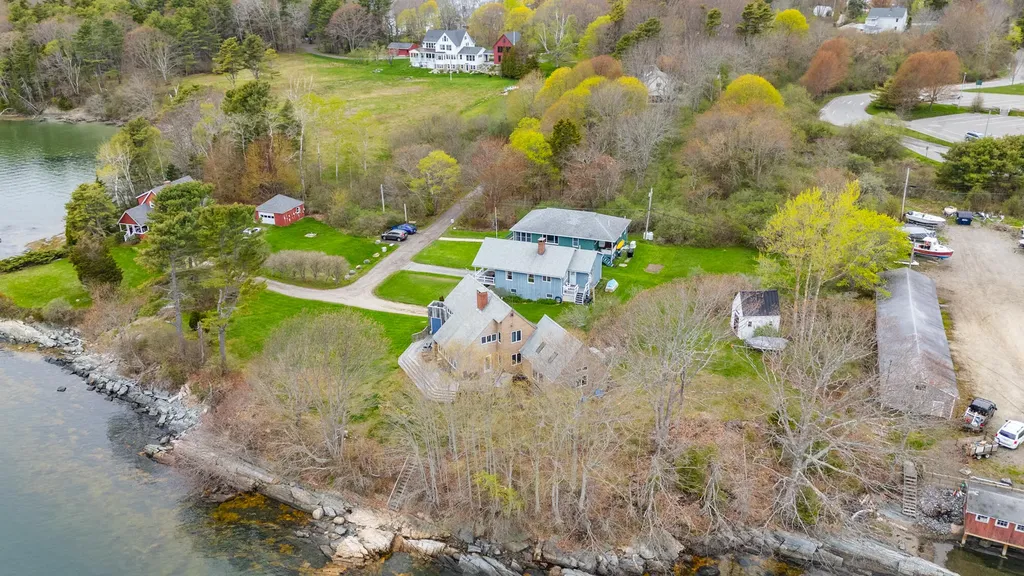 33 Webb Field Road Brunswick ME 04011