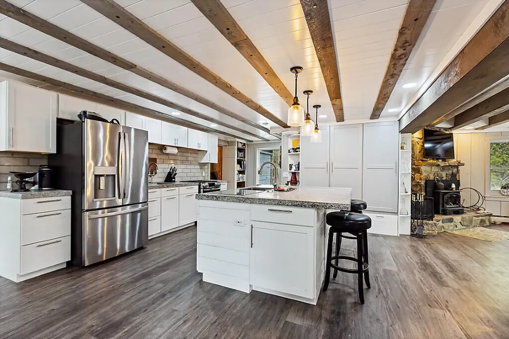 53 Turner Drive Monmouth ME 04265