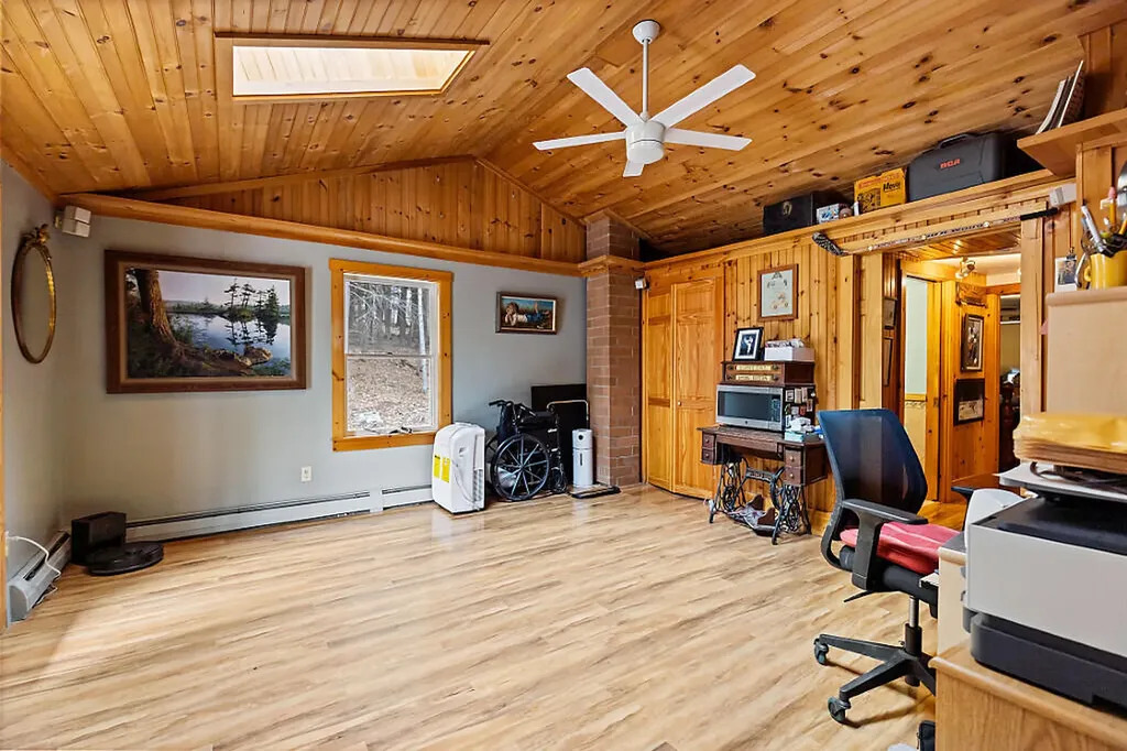 53 Turner Drive Monmouth ME 04265
