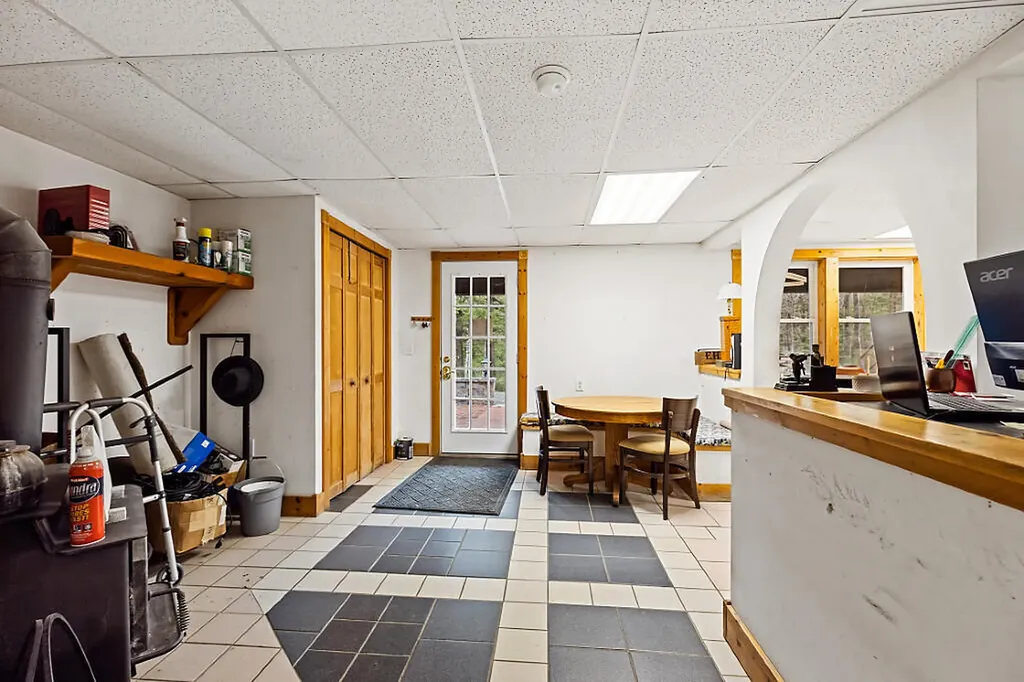 53 Turner Drive Monmouth ME 04265