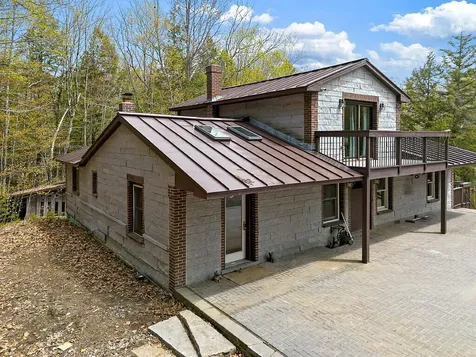 53 Turner Drive Monmouth ME 04265