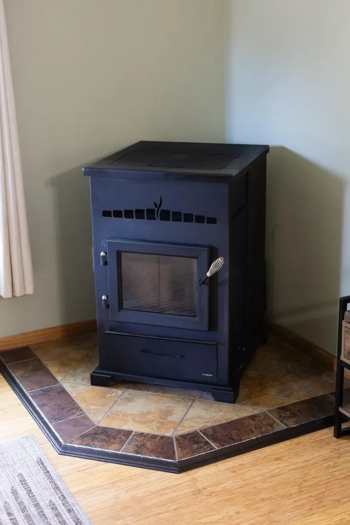 29 Farnsworth Road Fryeburg ME 04037