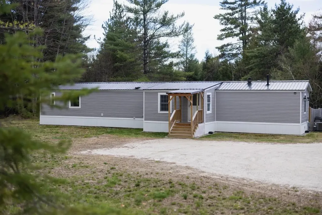 29 Farnsworth Road Fryeburg ME 04037