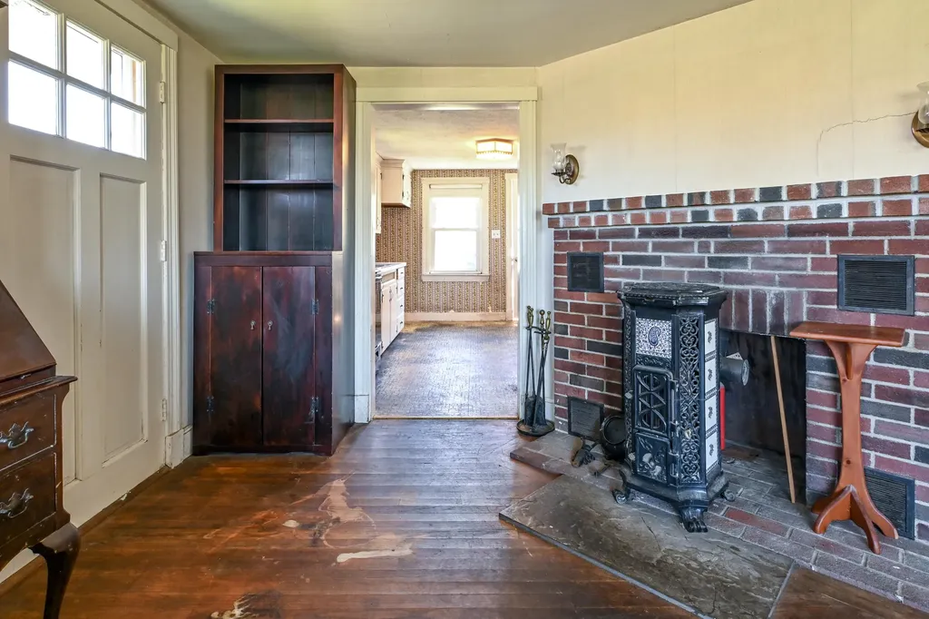 60 Richmond Terrace Cape Elizabeth ME 04107